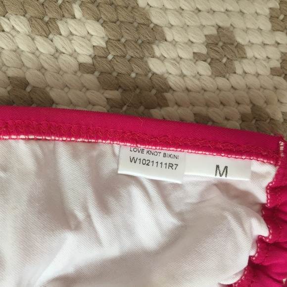 Diane von Furstenberg Magenta Love Knot Top M DVF - Picture 3 of 3